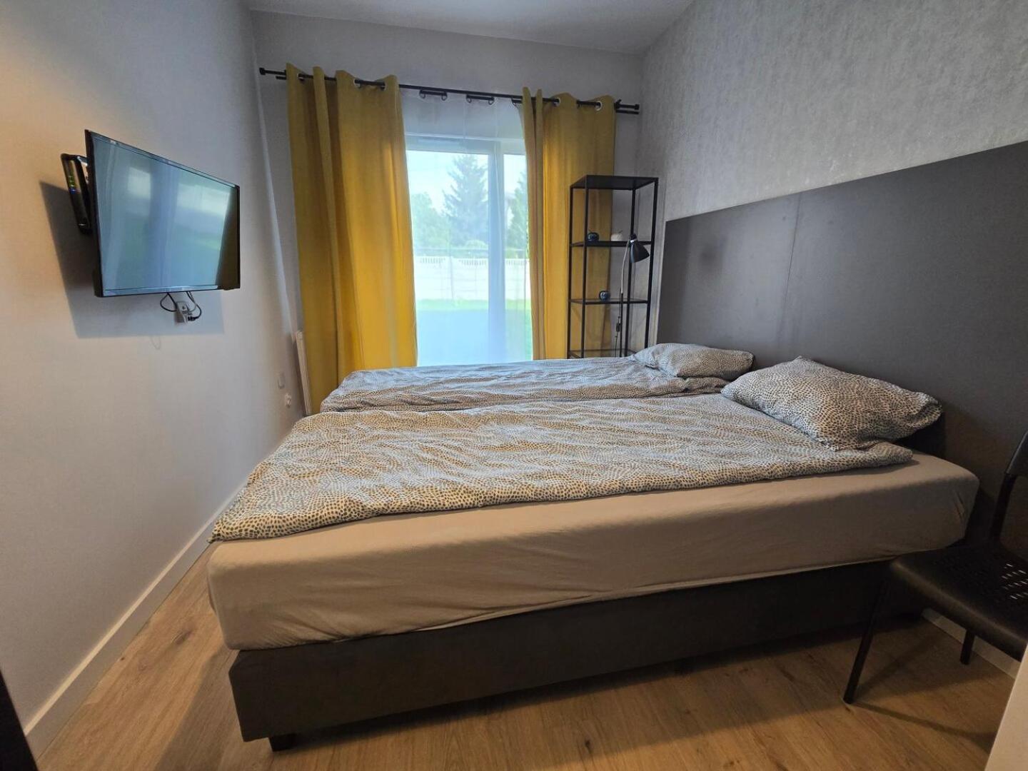 Adler Room Suite -- Prywatna Lazienka, Dostep Na Kod, Parking Lodz  Exterior photo